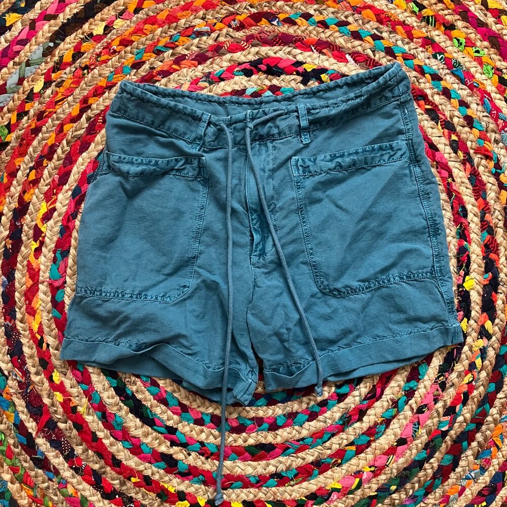 Blue Sundance cargo shorts